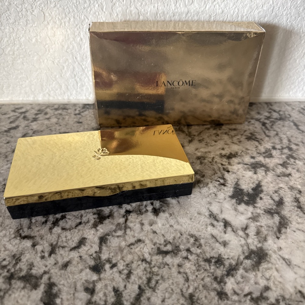 Lancome Holiday Eye & Face Palette (22.7g/0.80oz) NEW